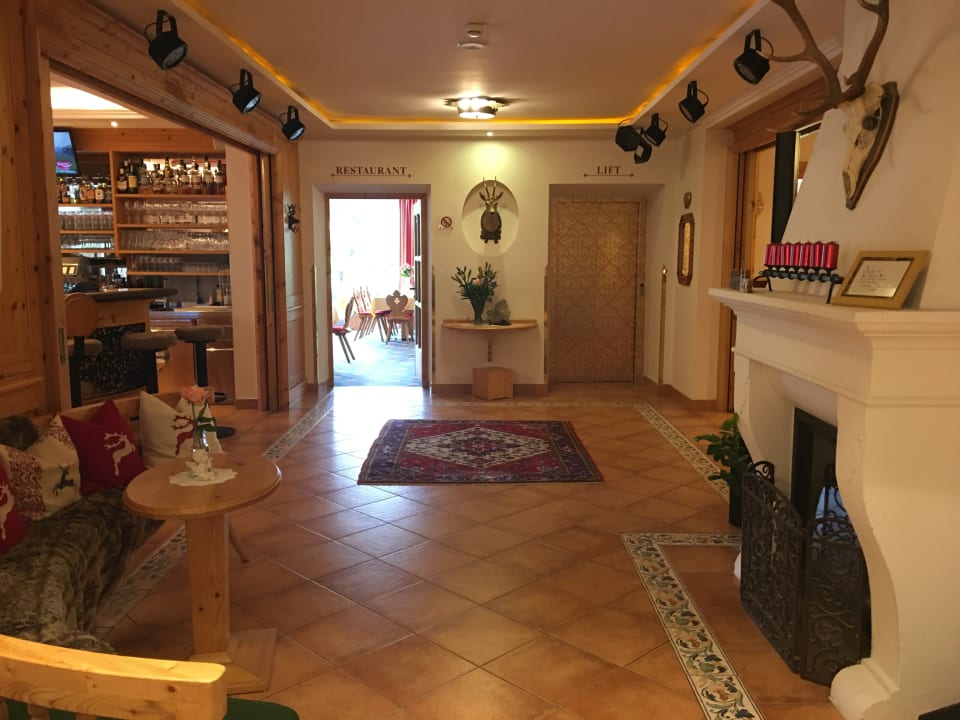 Lobby Hotel Hubertus