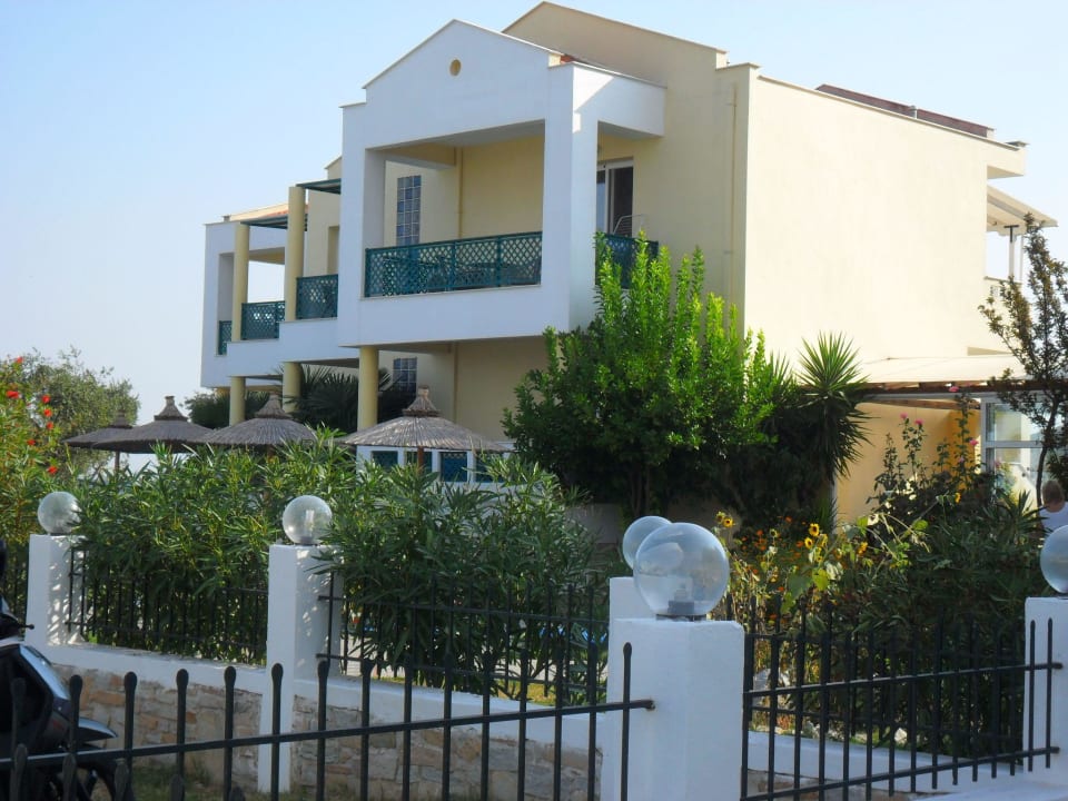 Eingang zur Anlage Hotel Aegean Sun