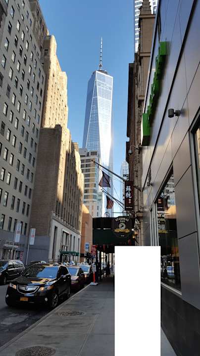 Vorm Eingang Holiday Inn Manhattan-Financial District