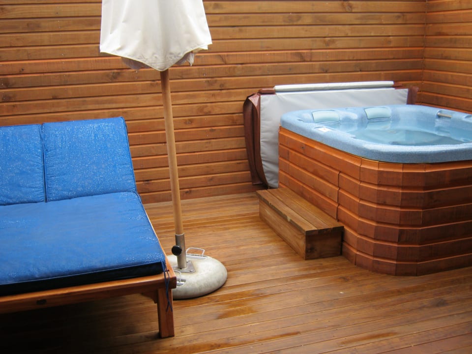 Hintere Terrasse Vilamendhoo Island Resort & Spa