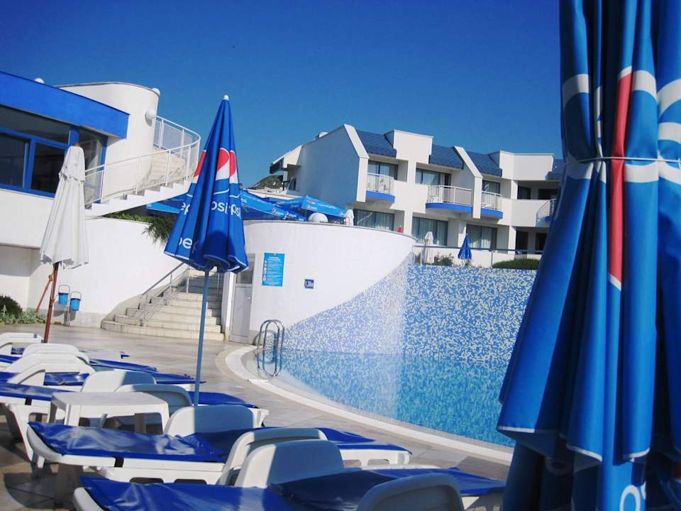 Pool Sineva Park