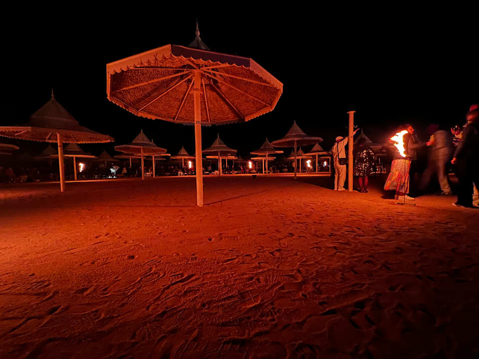 Außenansicht The Grand Hotel Hurghada