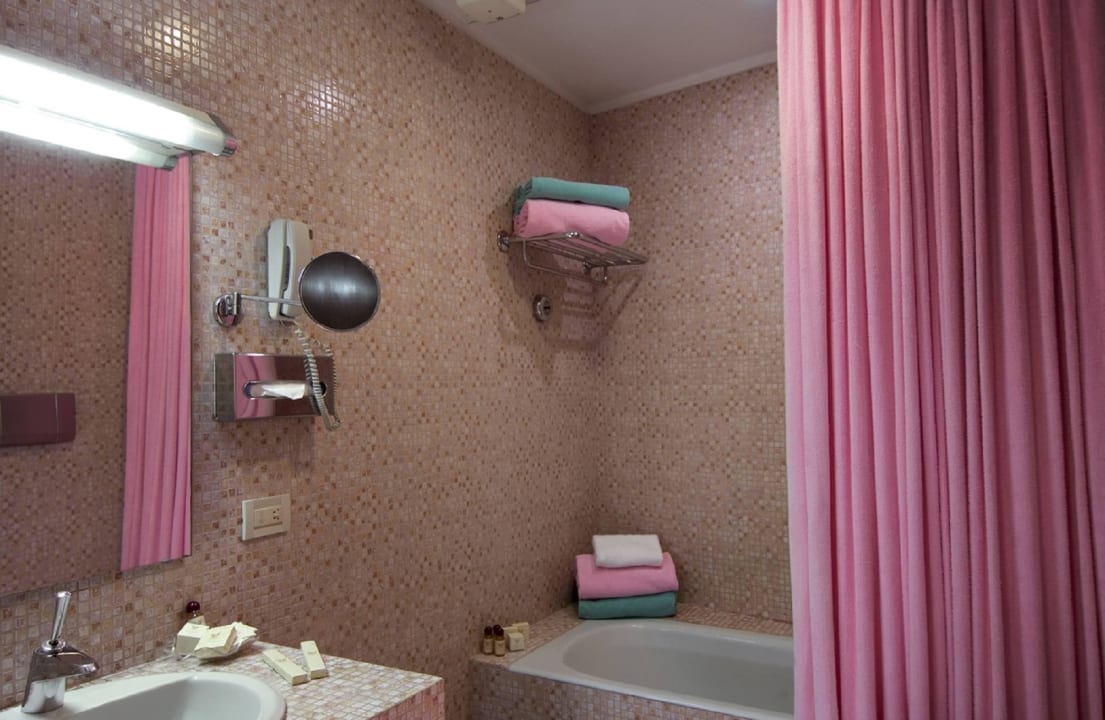 Bathroom Hotel Columbia