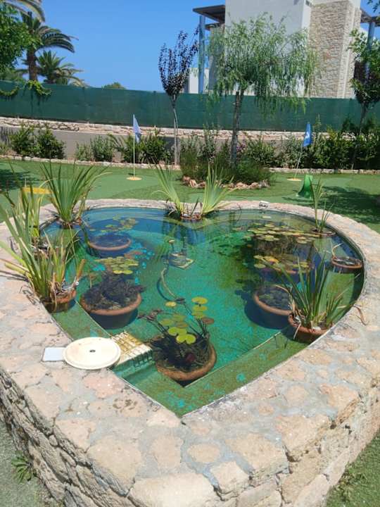 Gartenanlage Anissa Beach & Village