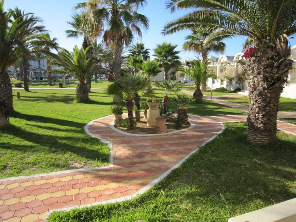 Gepflegte Gartenanlage El Mehdi Beach Resort