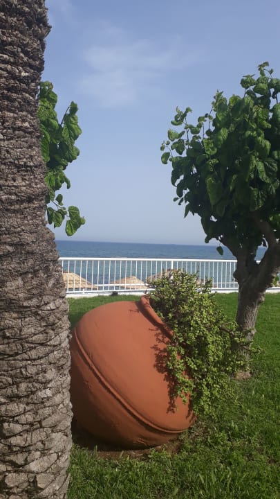 Ausblick Salamis Bay Conti Resort Hotel & Casino