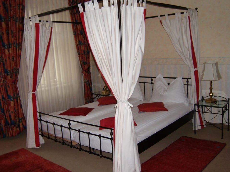 Himmelbett-Zimmer Hotel Kugel