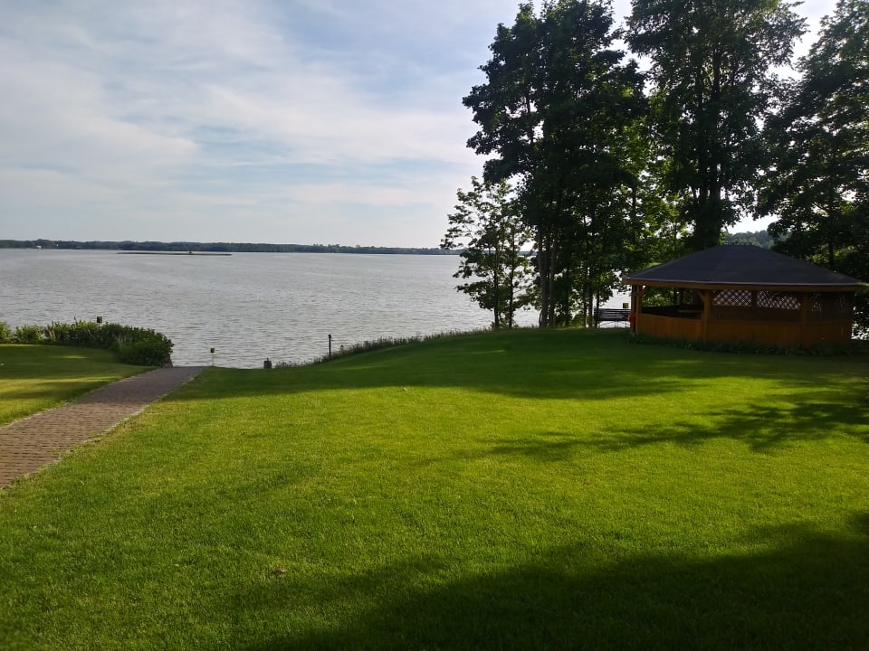 Außenansicht Pension Sajzy Haus am See