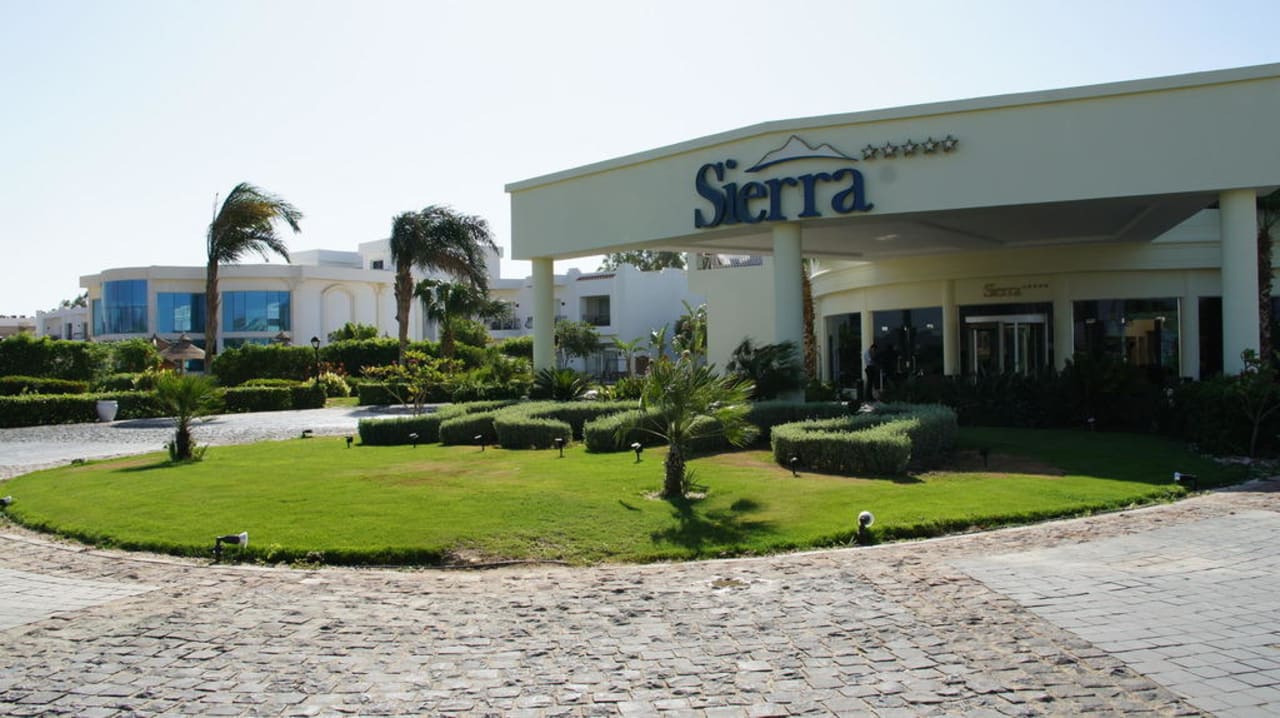 Haupteingang Sierra Sharm El Sheikh