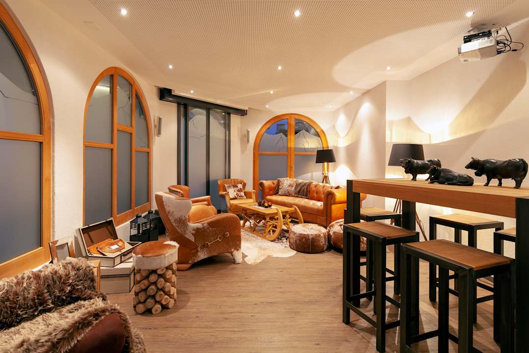 Zimmer Arcade Apartments & Spa