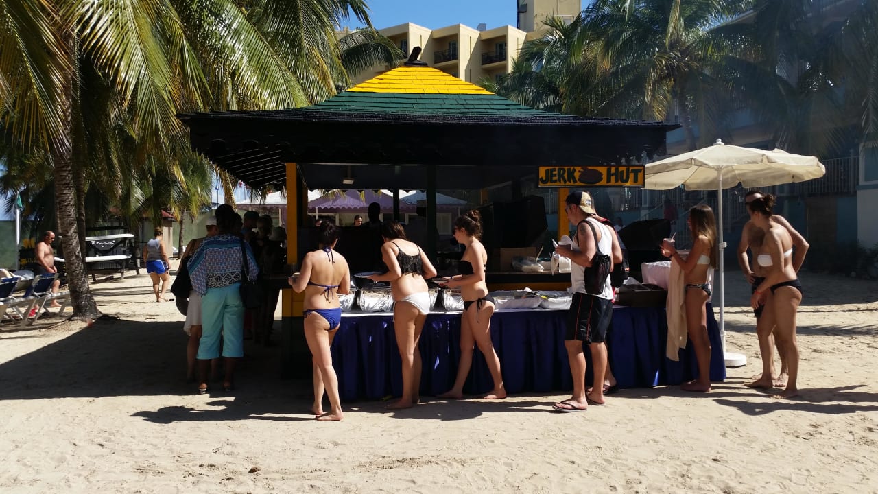 Jerk Grill Hotel Riu Ocho Rios