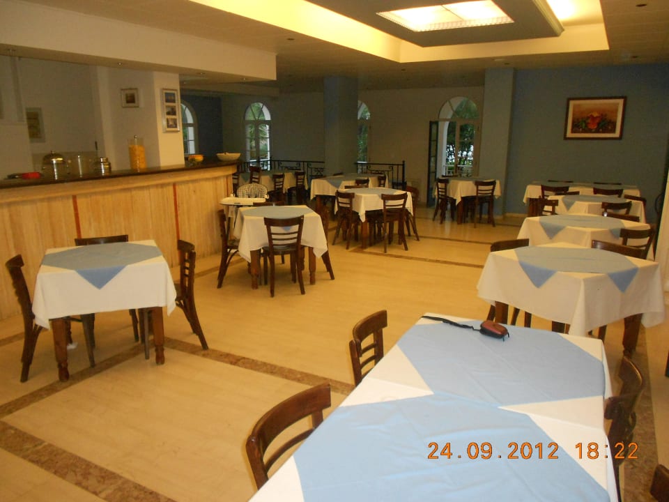 Der Frühstücksraum Porto Koukla Beach