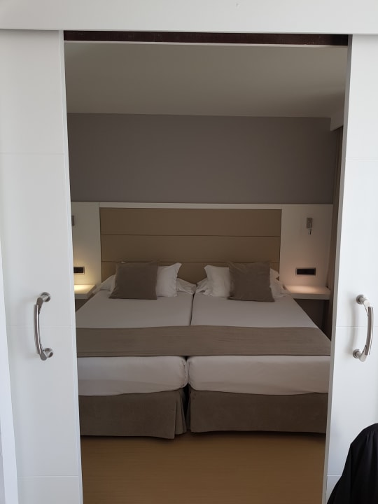 Zimmer Las Gaviotas Suites Hotel