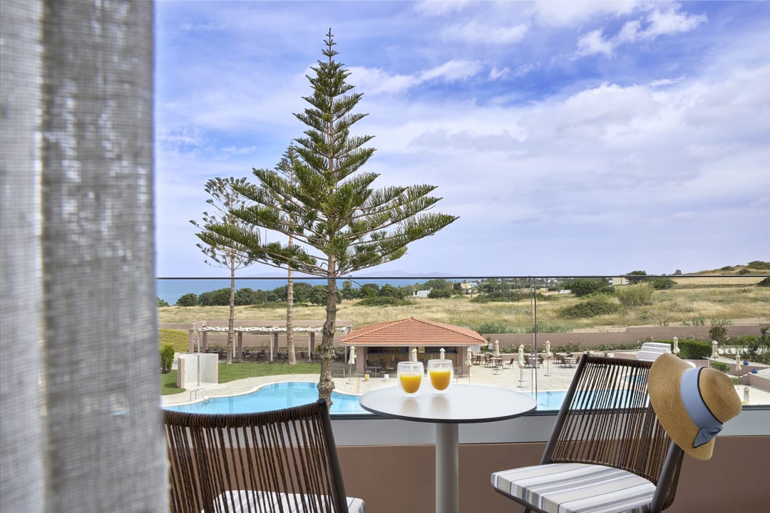 Zimmer Ammos Luxury Resort