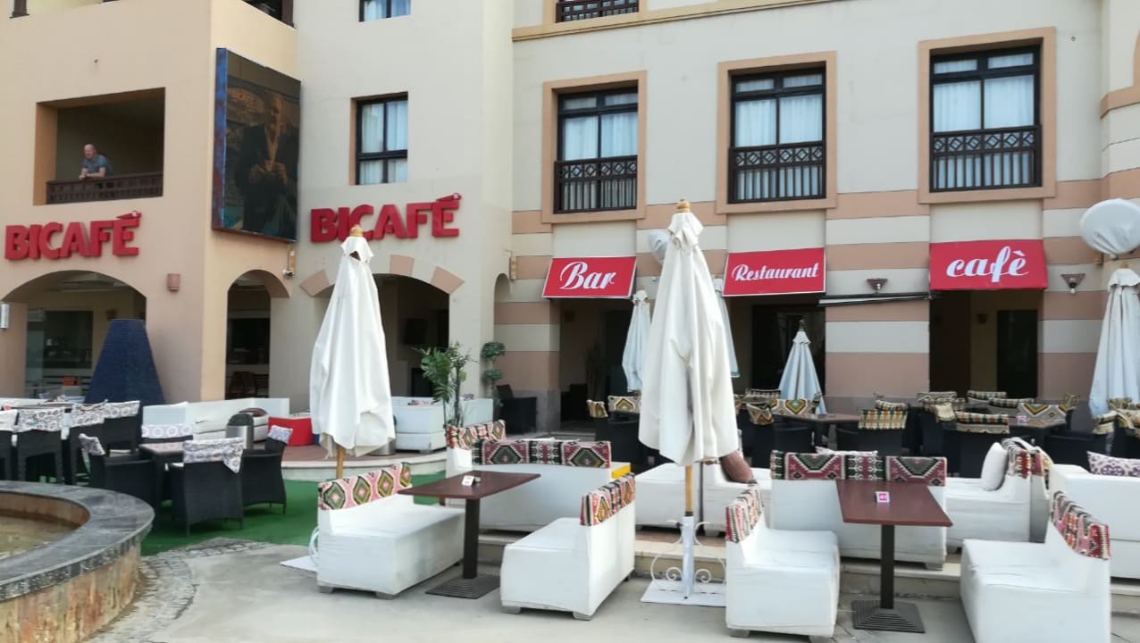 Port Ghalib - tolle Shisha-Bar Casa Mare Resort