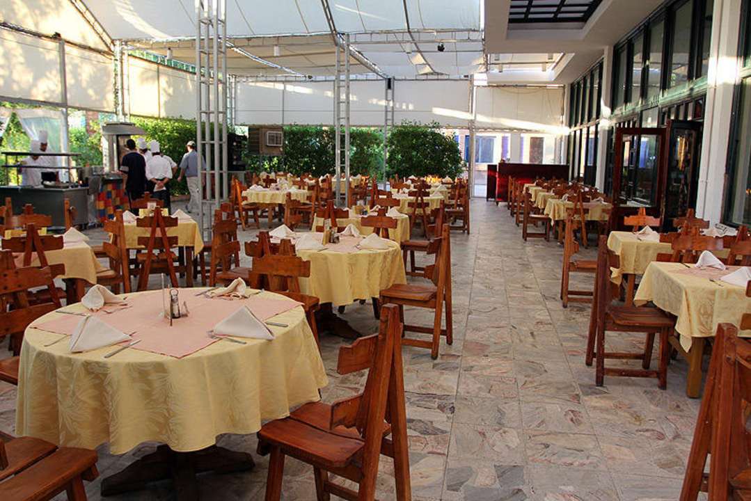 Restaurant mit Grill Ghazala Beach