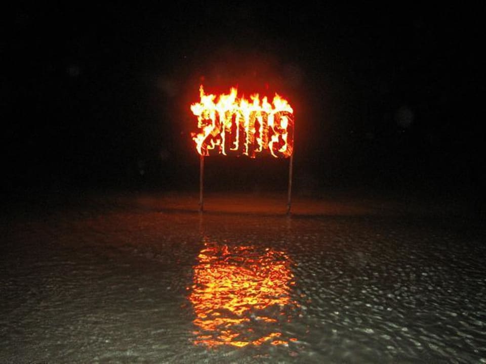 Goodbye 2009 Veligandu Maldives Resort Island