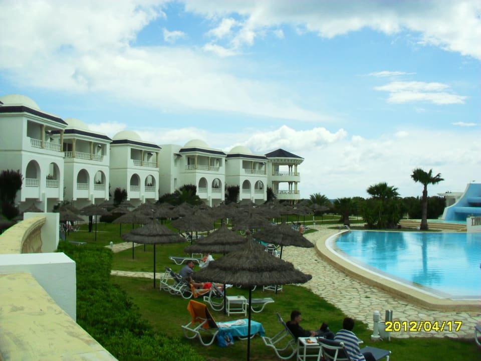 Basen Royal Tulip Taj Sultan