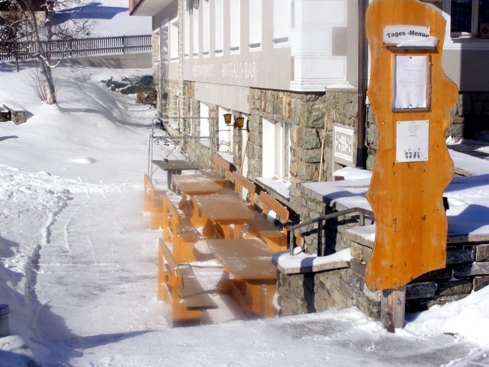 Terrasse Hotel Grischuna