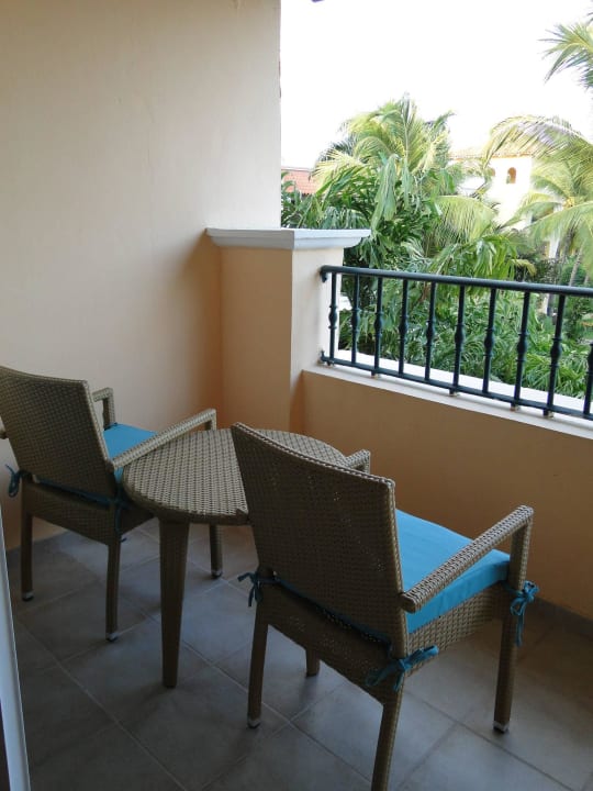 Balkonmöbel wurden schon erneuert Iberostar Selection Hacienda Dominicus