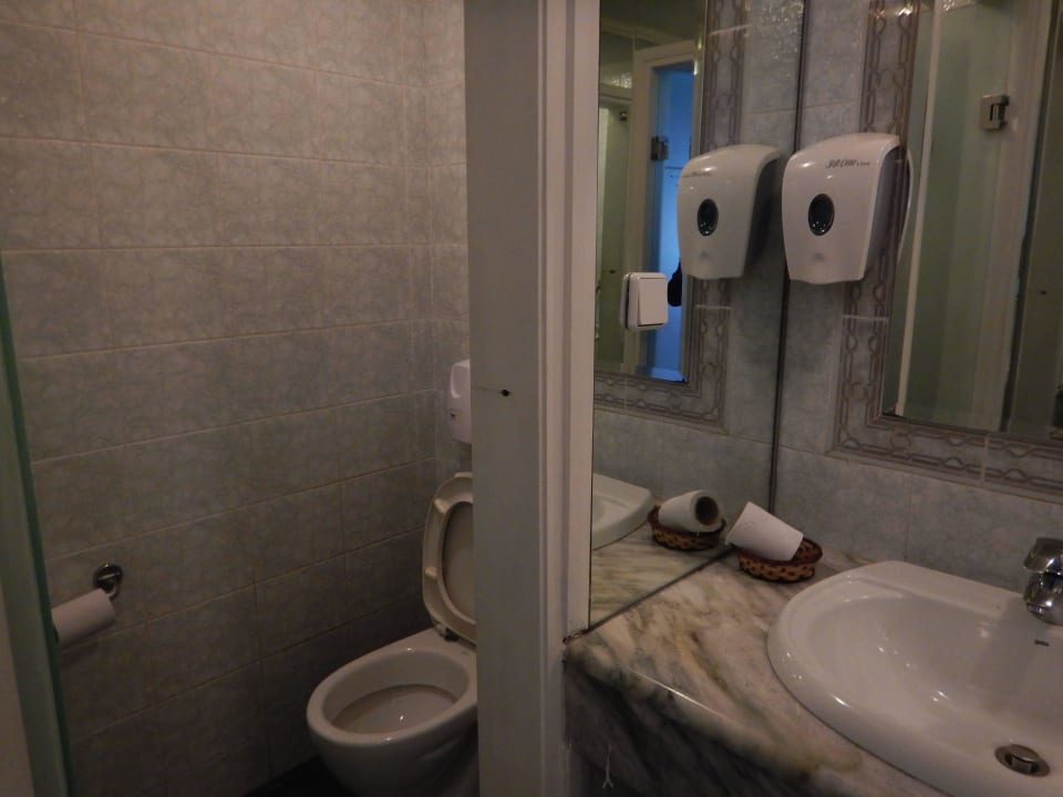 Toiletten Kalyves Beach Hotel