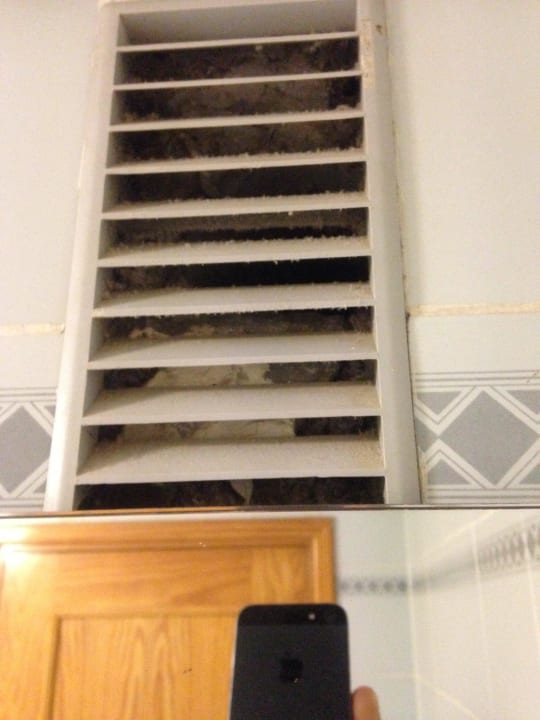 Lüftung im Bad BLUESEA Lagos de Cesar