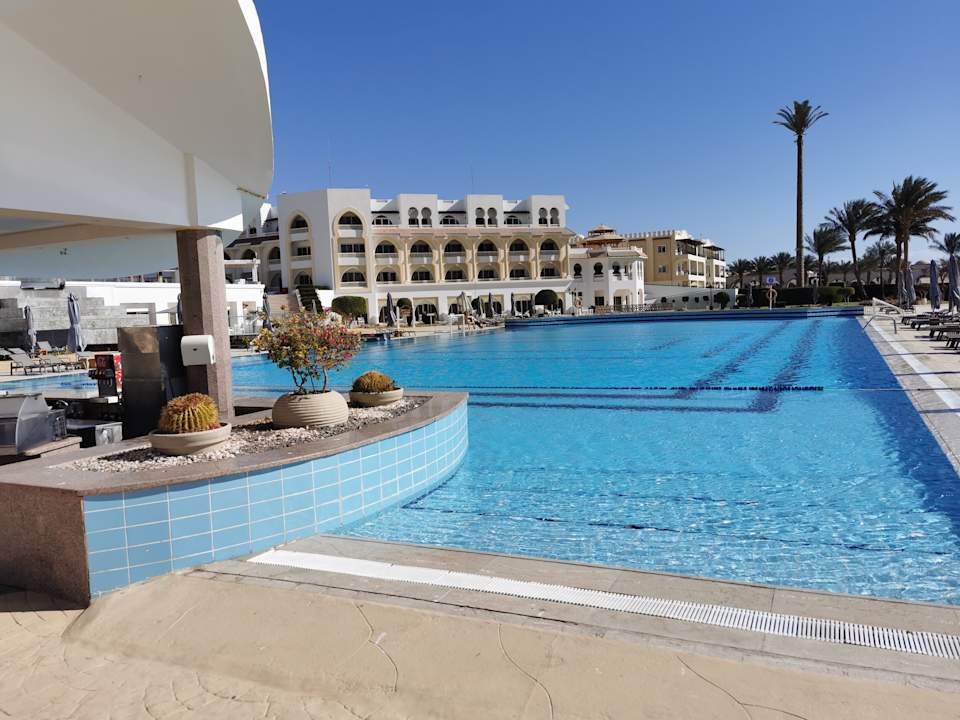 Pool Old Palace Resort Sahl Hasheesh