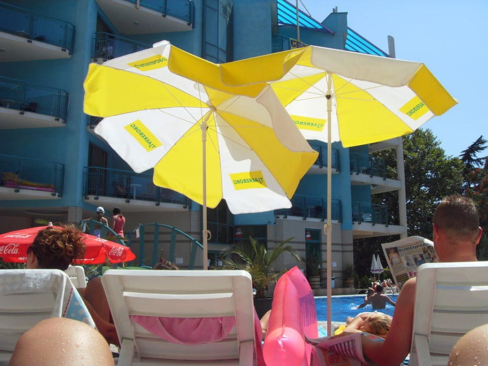 In der 1. Reihe sieht man besser. Hotel Diamond