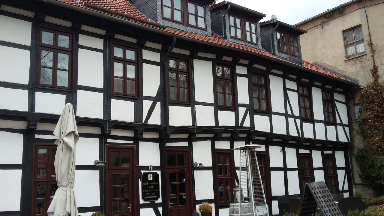 Außenansicht Hotel Halberstädter Hof