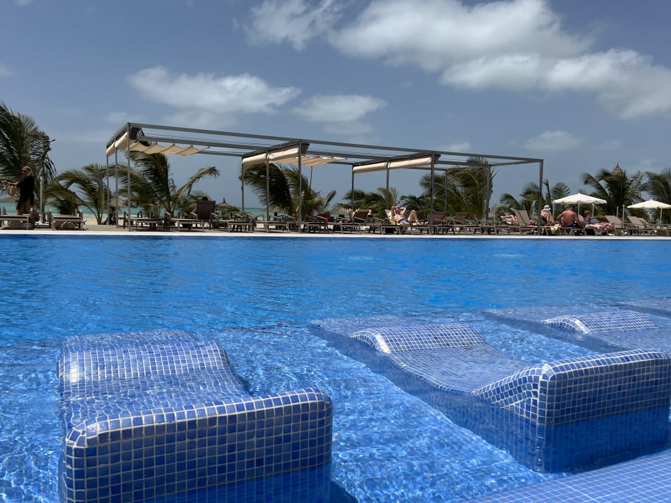 Pool Hotel Riu Palace Boavista