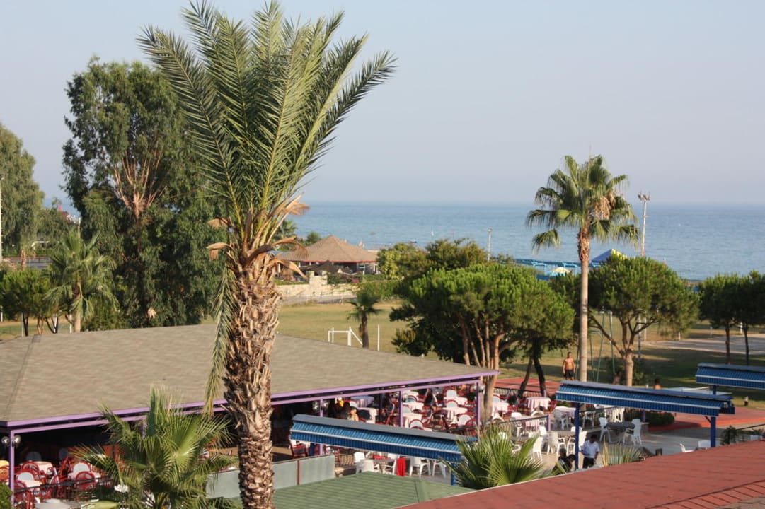 Poolbar Club Turtas Beach Hotel