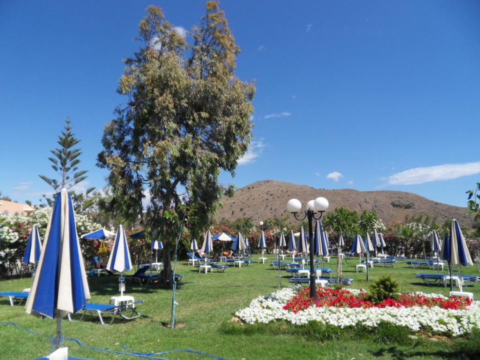 Der (öffentliche) Poolbereich Hotel Corissia Princess