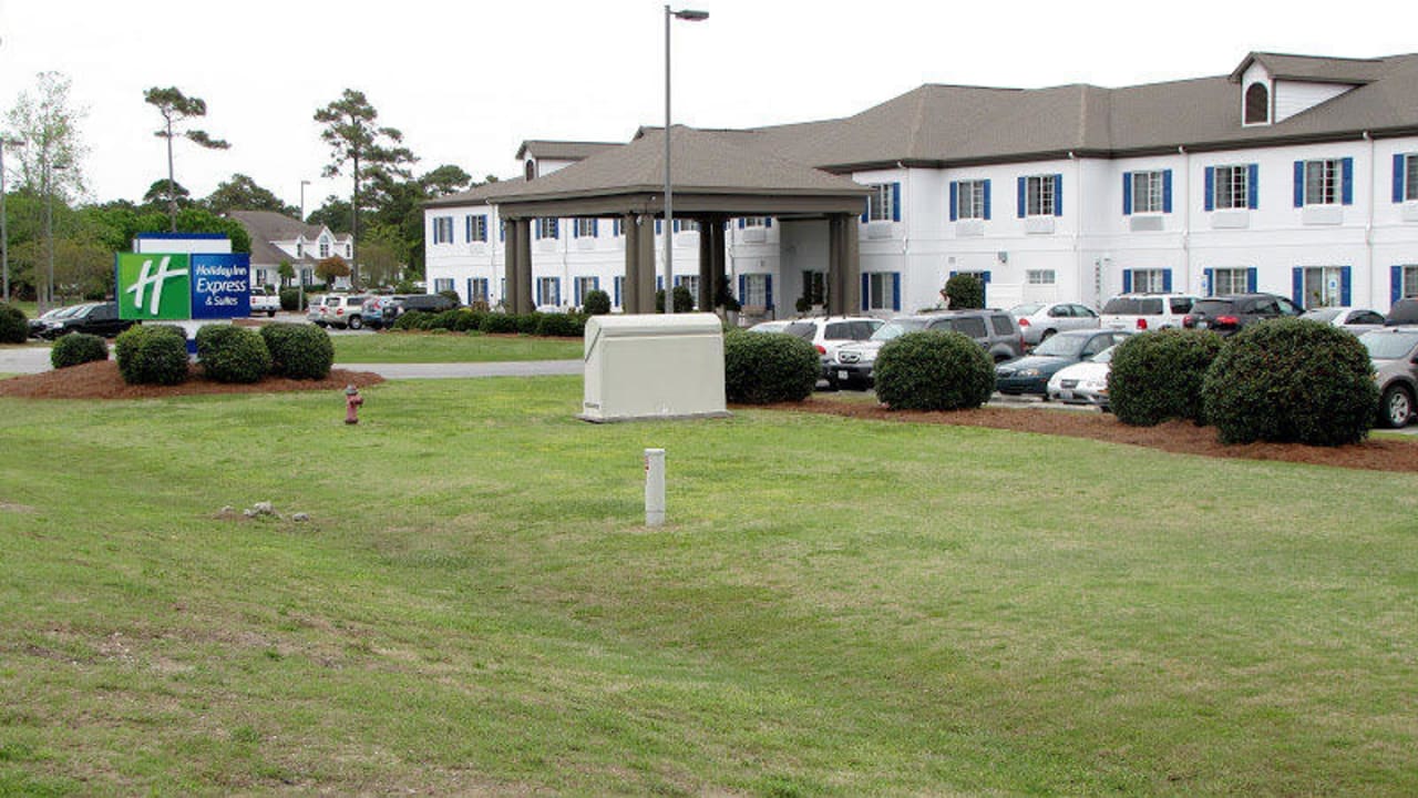 Blick von der Straße aufs Hotel Blue Water Inn & Suites, BW Signature Collection