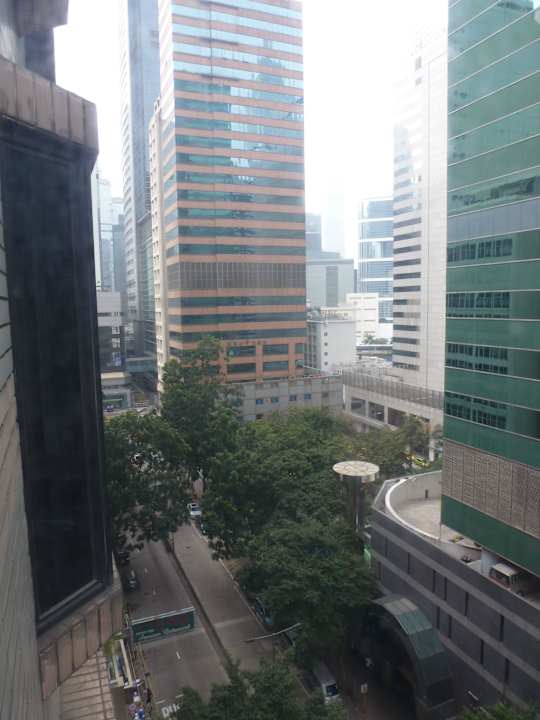 Widok z okna Empire Hotel Hong Kong Wan Chai