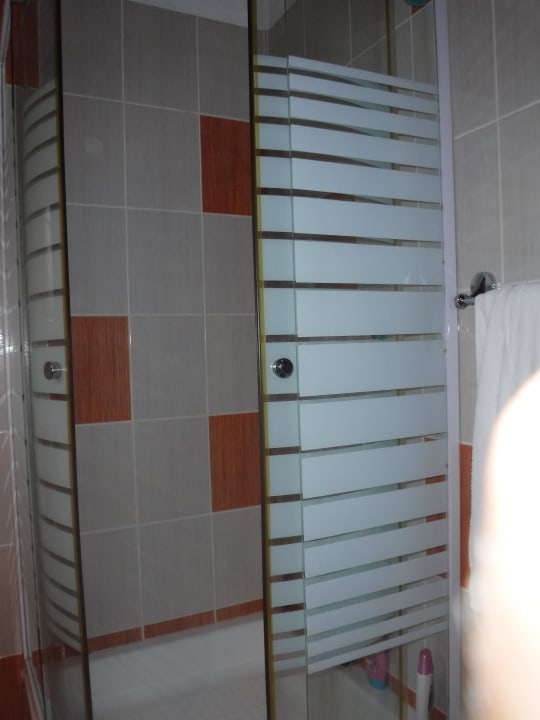 Dusche Guesthouse Nono Ban