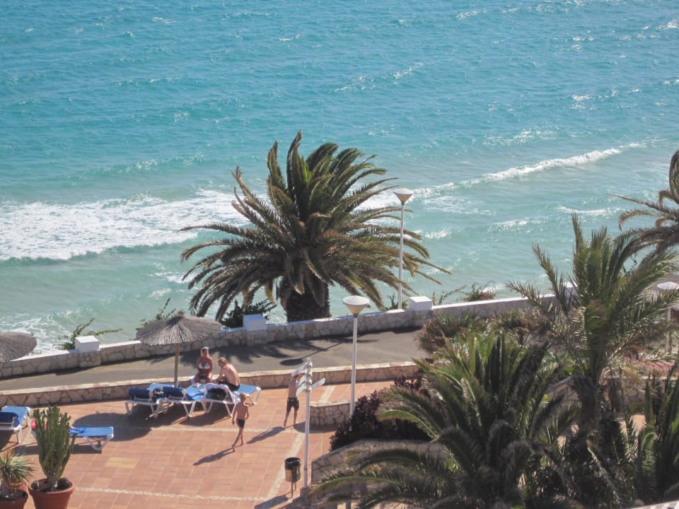 Zum Strand SBH Club Paraiso Playa