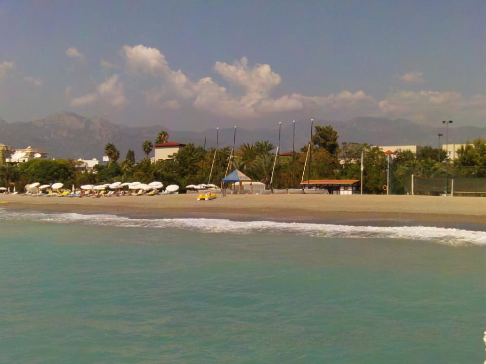 Blick vom Steg zum Hote l(Haupthaus) Labranda Alantur Resort