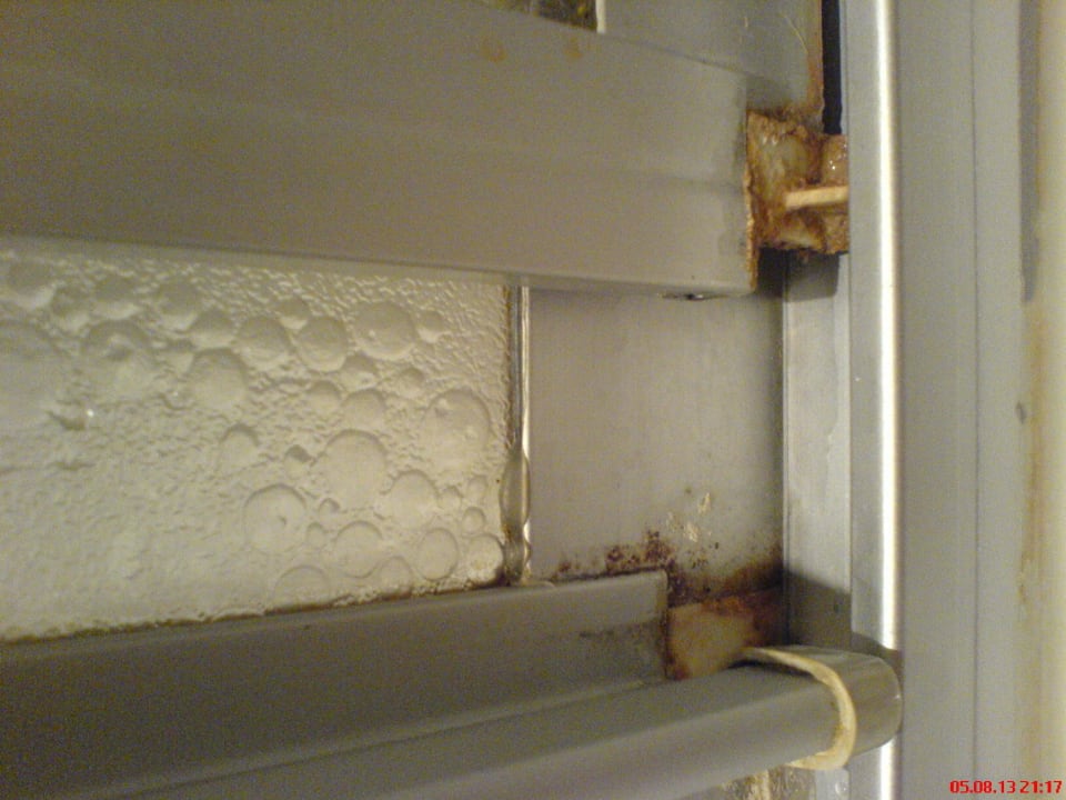 Duschkabine ibis budget Salzburg Airport