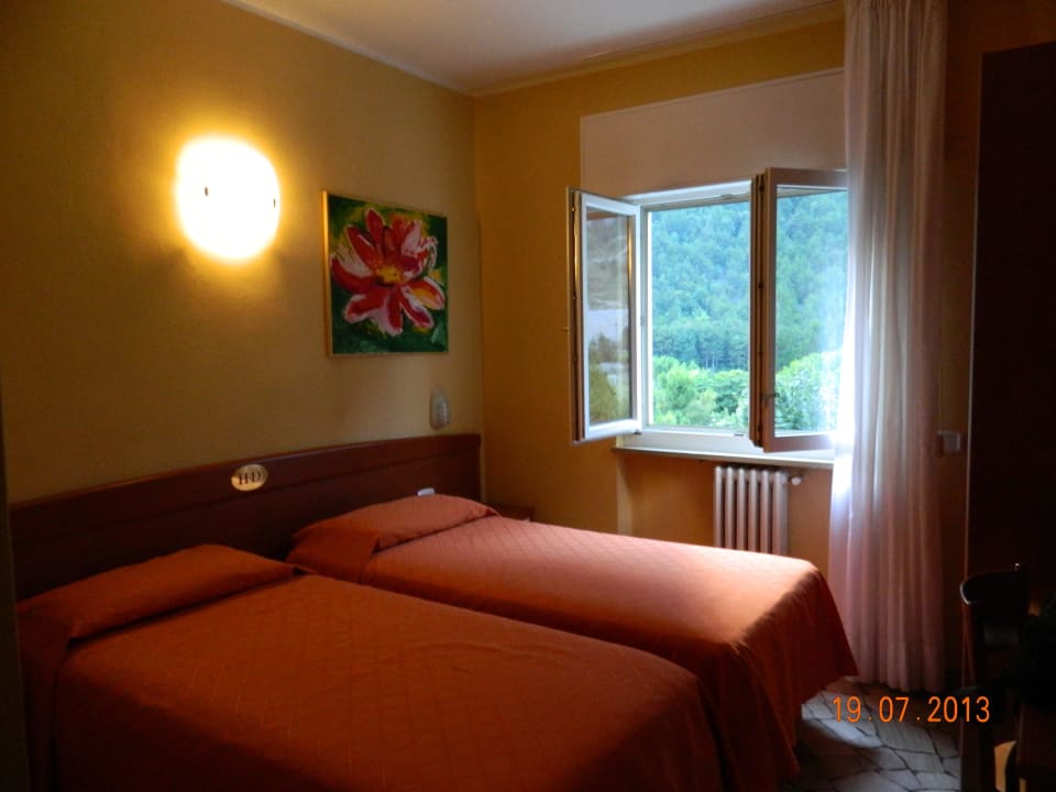 Wohn-/Schlafraum Hotel Daino