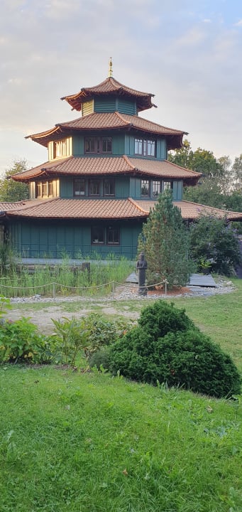 Gartenanlage Spirit & SPA Hotel Birkenhof am Elfenhain