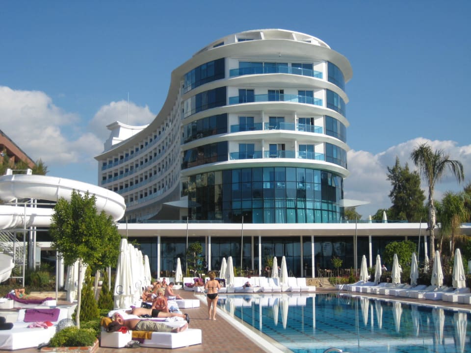 Rückseite des Hotels Q Premium Resort