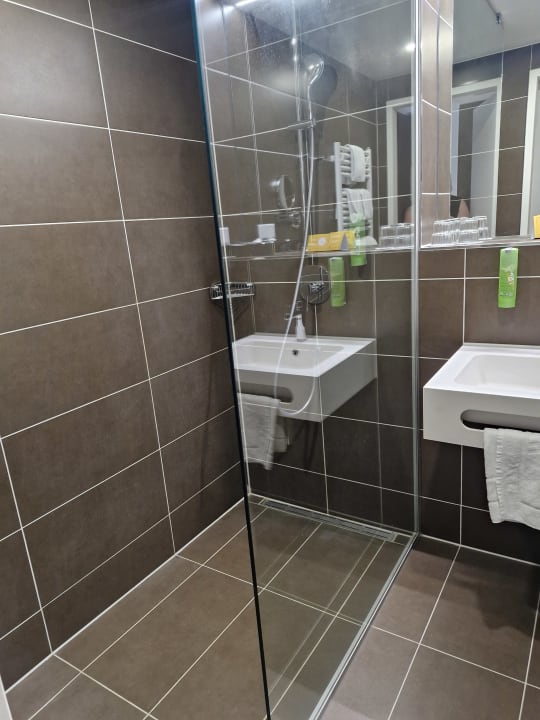 Zimmer JUFA Hotel Hamburg HafenCity