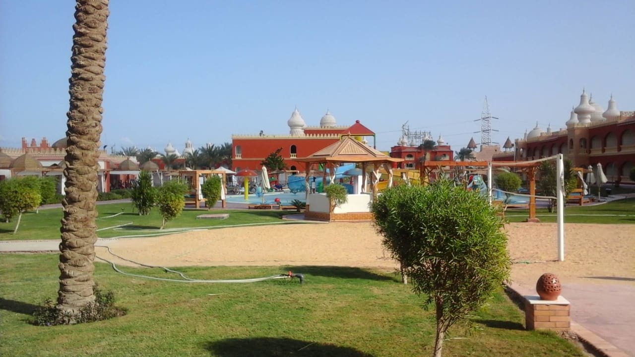 Mit Vollyballfeld Pickalbatros Alf Leila Wa Leila Resort - Neverland Hurghada