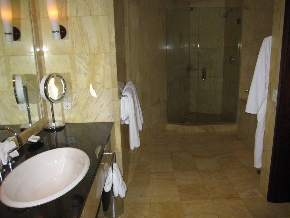 Großes Bad Hotel Mandarin Oriental