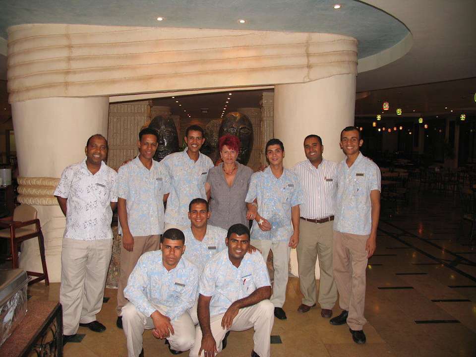 Die Kellner, eine Supertruppe Pickalbatros Aqua Park Resort - Hurghada