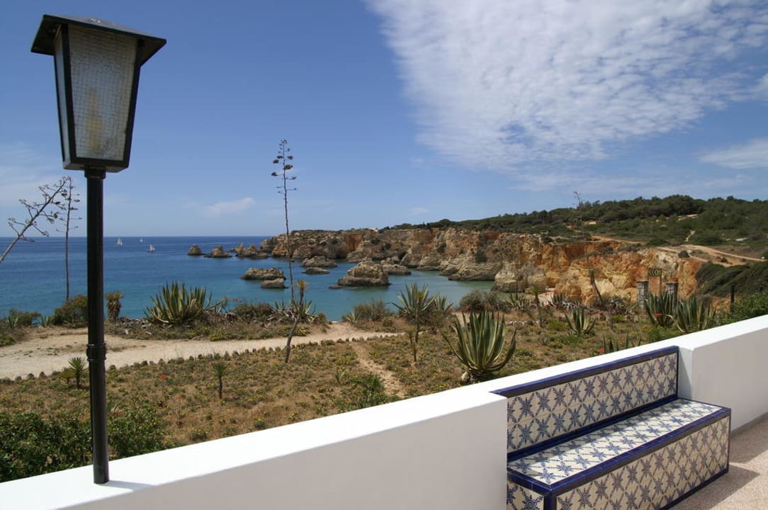 Küste von der Terrasse aus betrachtet. Casa Três Palmeiras