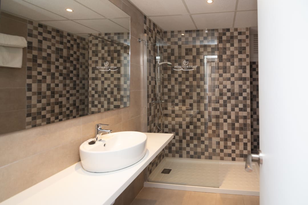 Zimmer Hotel Club S'Illot