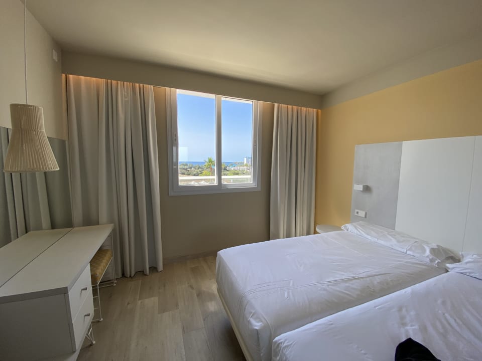 Zimmer Protur Vista Badia Aparthotel