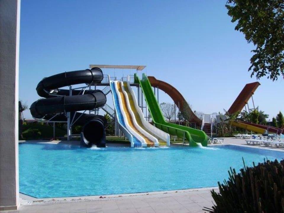 Wasserrutschen Saturn Palace Resort Hotel