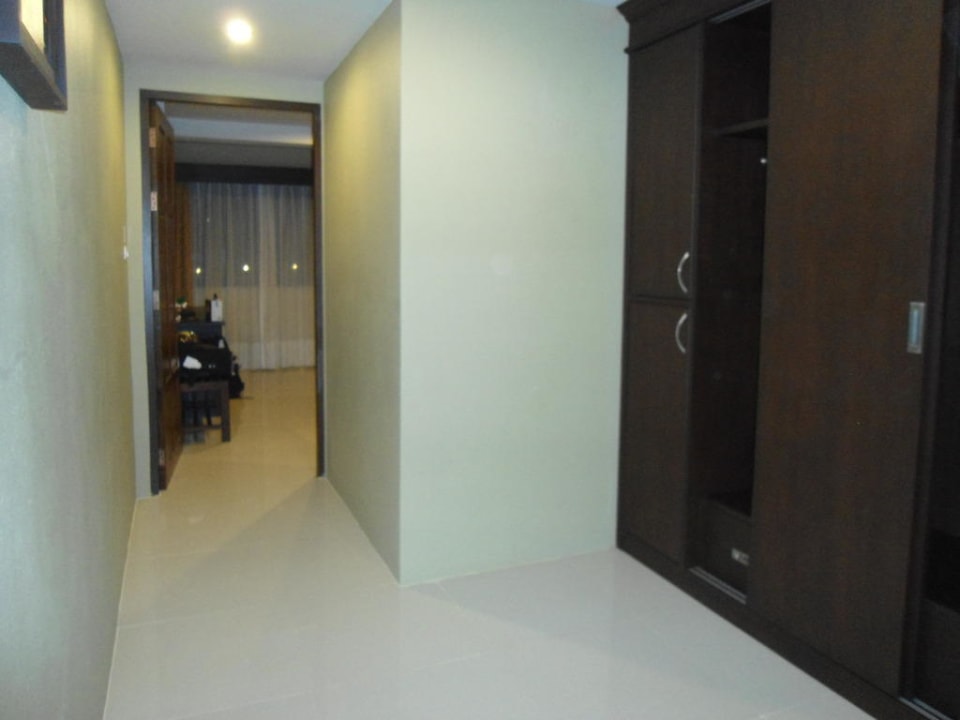 Flur Hotel Pangsarapee Green Resort